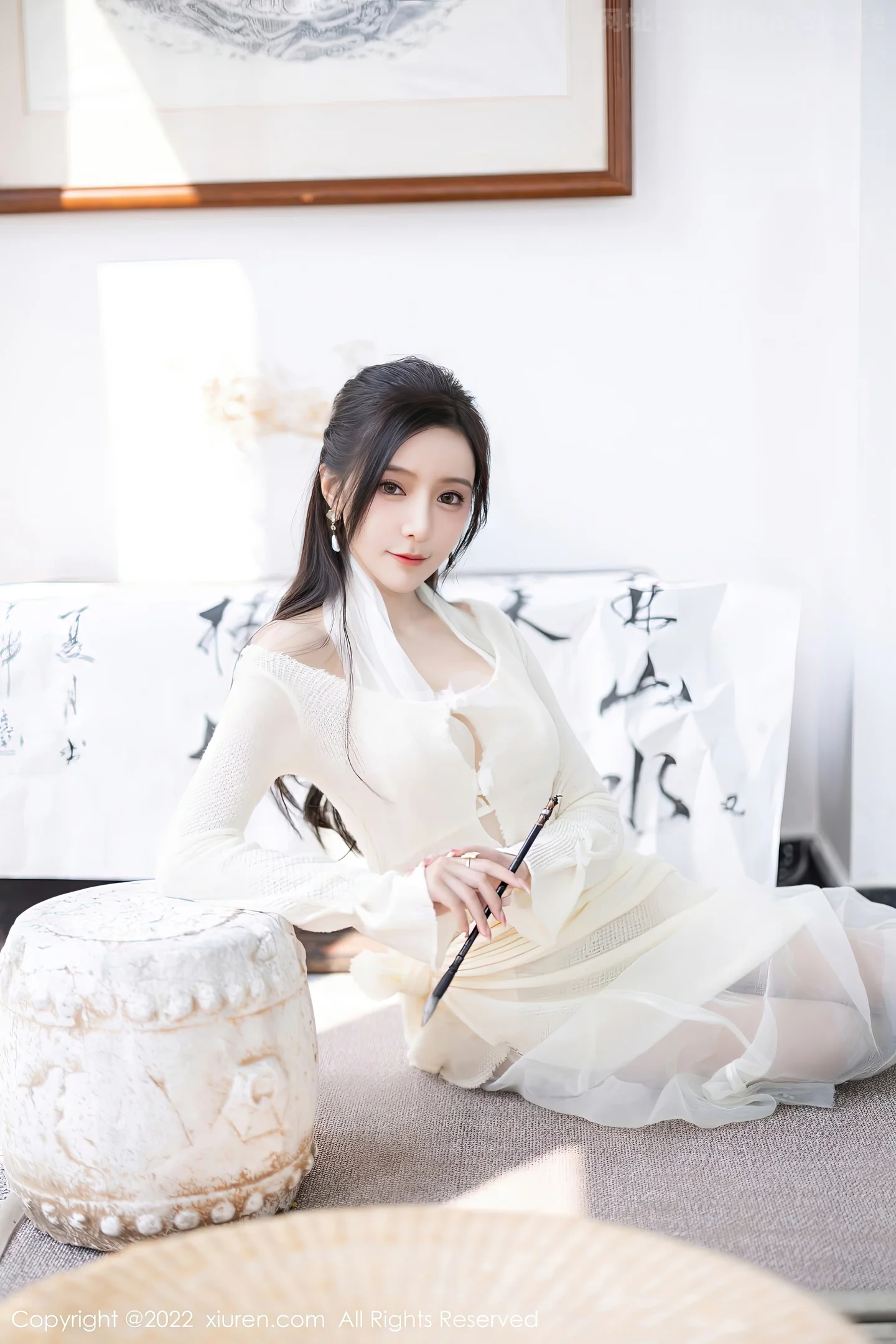 图片[5]-[XiuRen秀人网] VOL.5846 女神王馨瑶yanni性感白色连衣裙配超薄肉丝秀翘臀美腿诱惑写真87P-秀人网官方网站